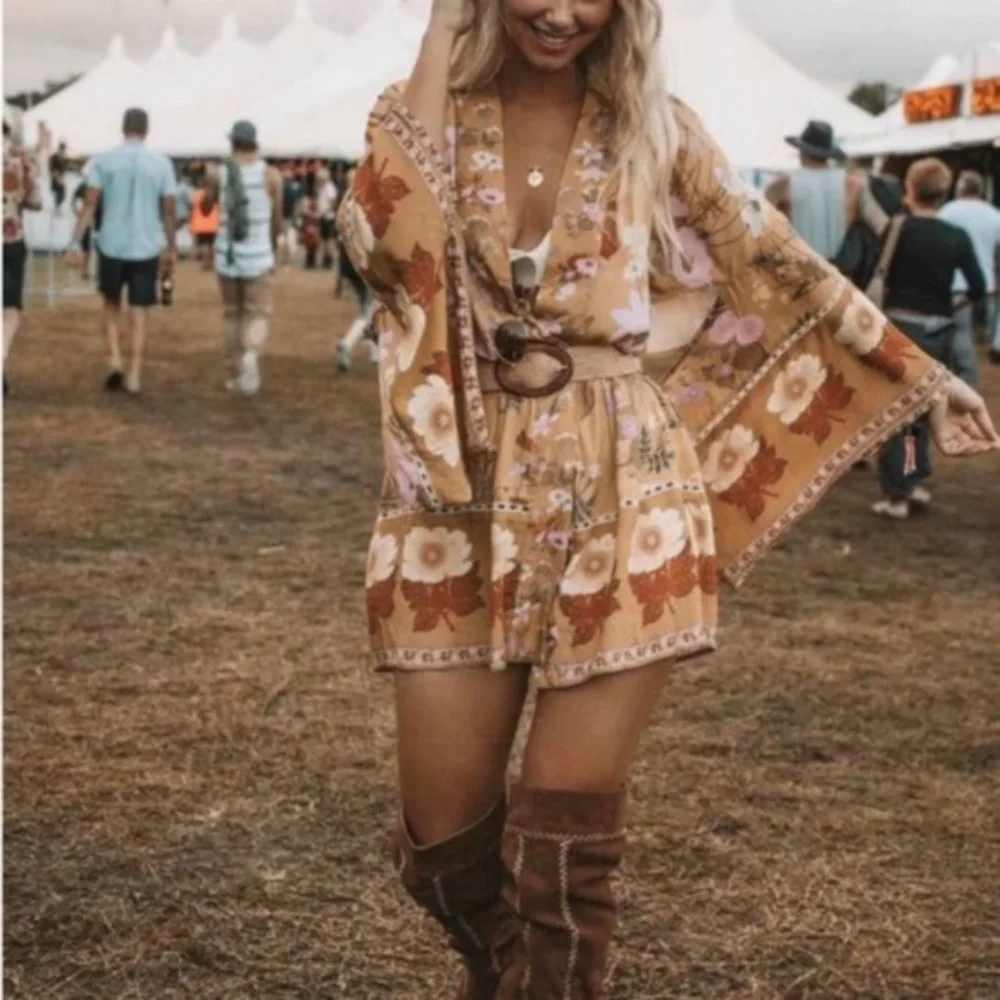 Boho Floral Print Belted Short Kimono Cover up - Picture 2 of 7